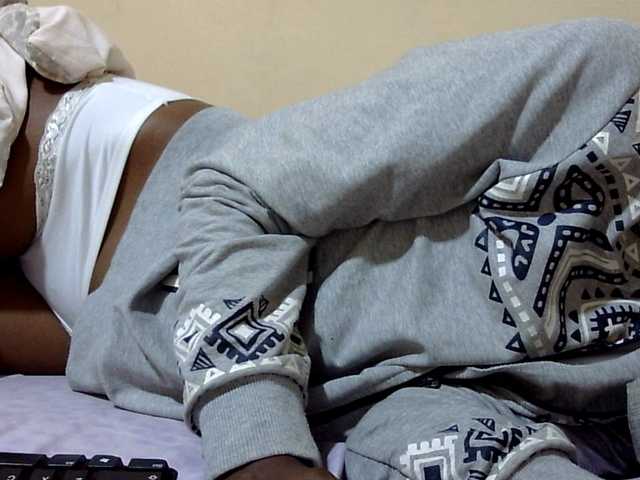 Miss-beauty from BongaCams is Freechat