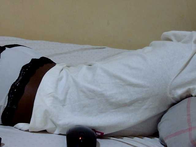 Miss-beauty's BongaCams show and profile