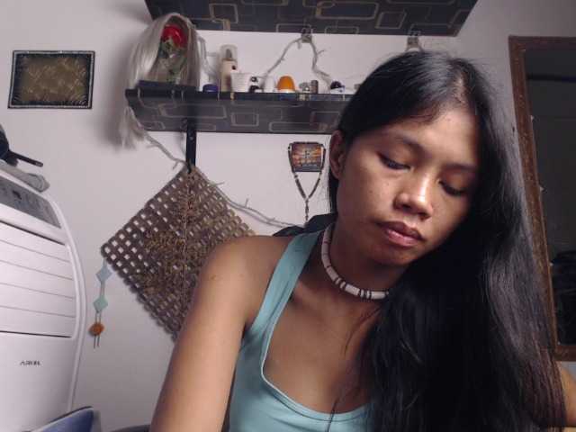 Watch Junglewoman Streaming Live