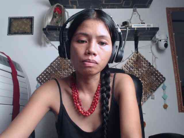 Junglewoman webcam