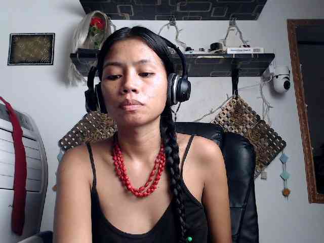 Junglewoman webcam