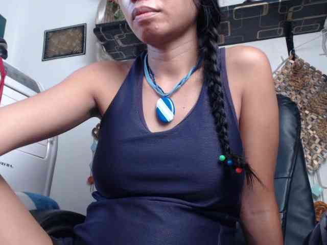 Junglewoman webcam