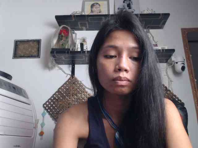 Junglewoman webcam