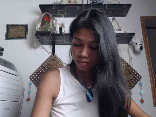 Junglewoman webcam