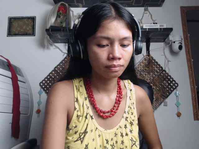 Junglewoman webcam