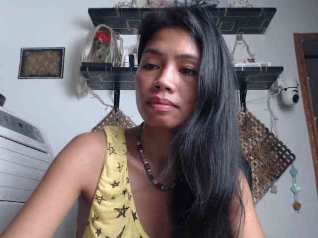 Junglewoman webcam