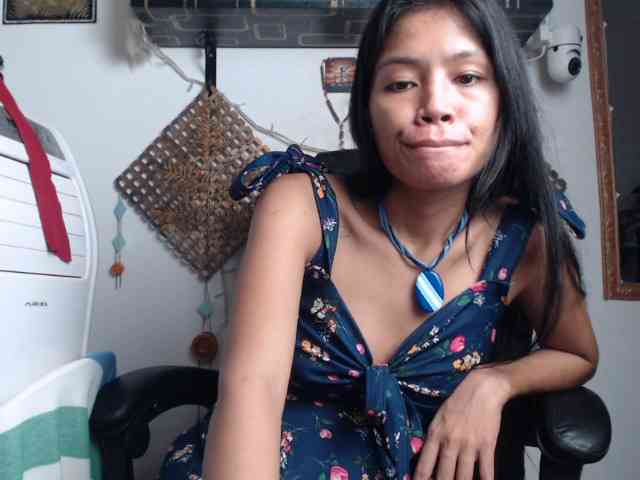 Junglewoman webcam