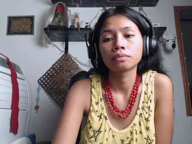 Junglewoman webcam