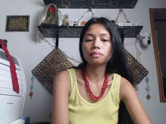 Junglewoman webcam