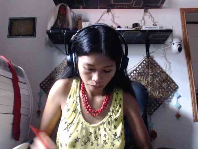 Junglewoman webcam