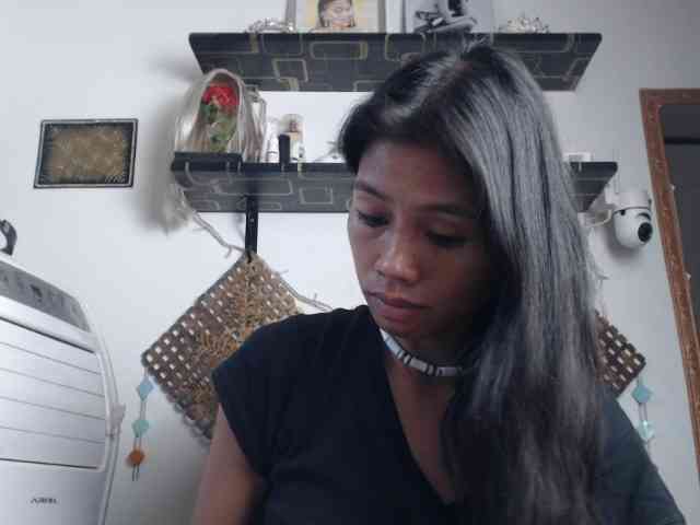 Junglewoman webcam