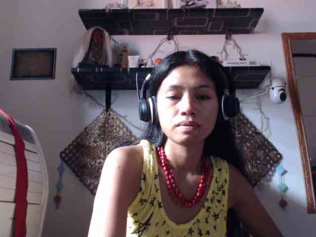 Junglewoman webcam