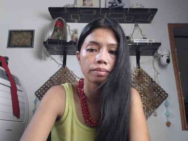 Junglewoman webcam