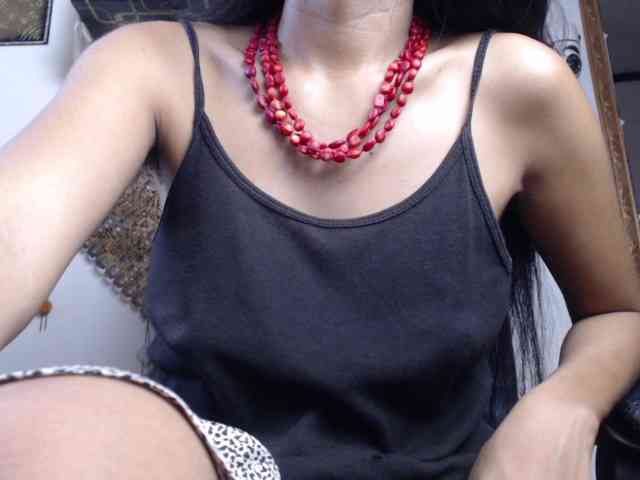Junglewoman webcam