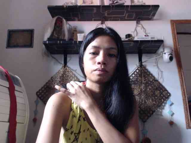 Junglewoman webcam