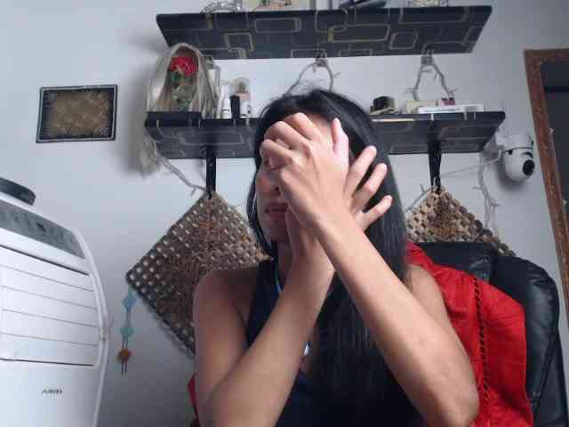 Junglewoman webcam