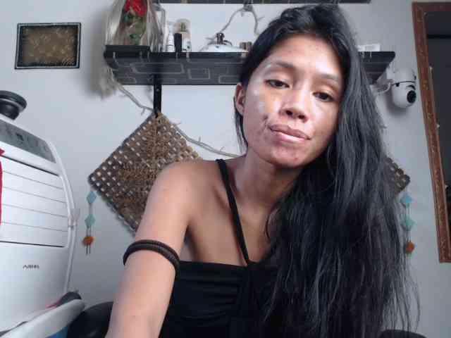 Junglewoman webcam