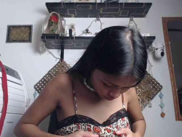 Junglewoman webcam