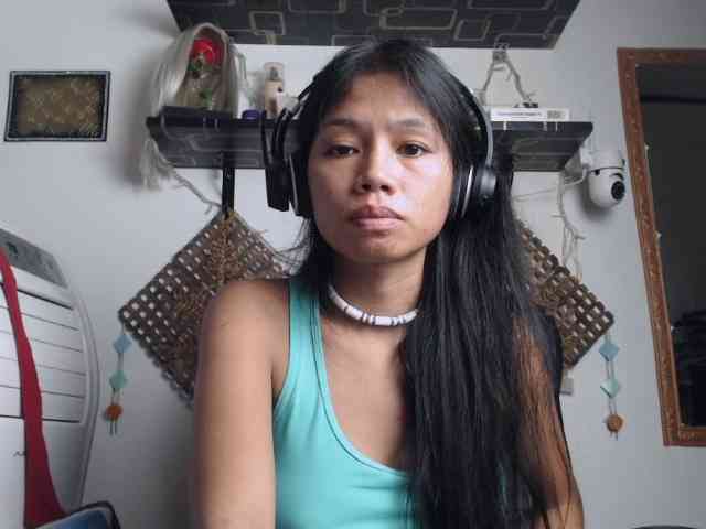 Junglewoman webcam