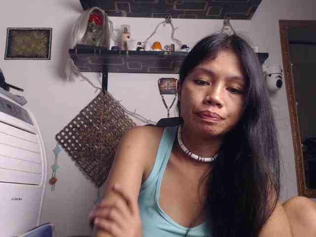 Junglewoman webcam