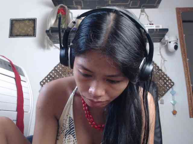 Junglewoman webcam