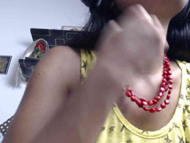 Junglewoman webcam