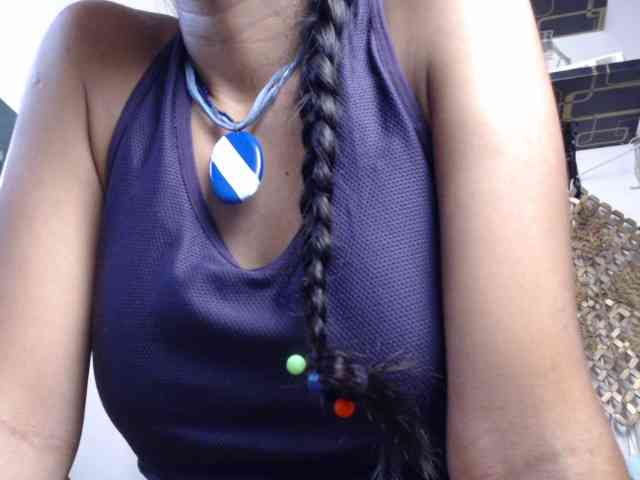 Junglewoman webcam