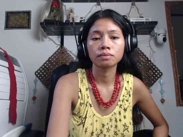 Junglewoman webcam