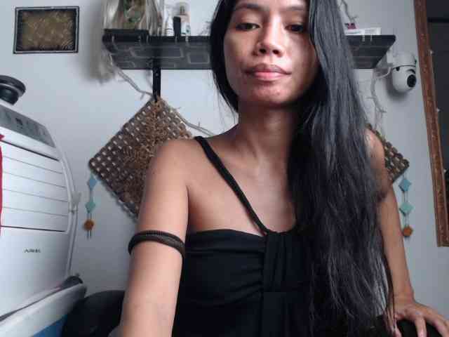 Junglewoman webcam