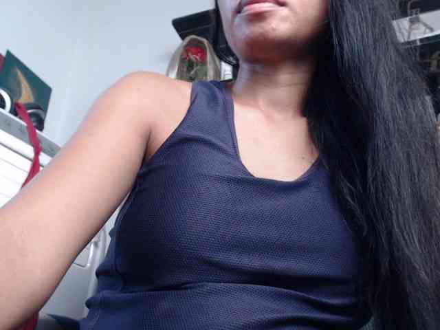 Junglewoman webcam