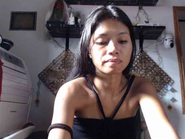 Junglewoman webcam