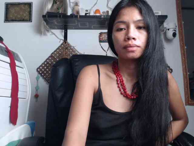 Junglewoman webcam