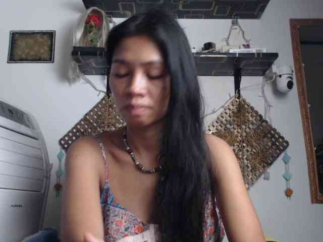 Junglewoman webcam