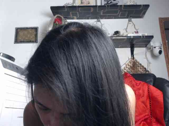 Junglewoman webcam