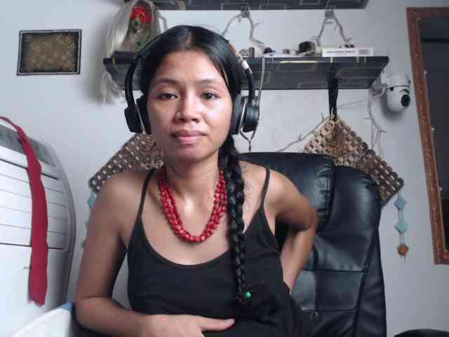 Junglewoman webcam