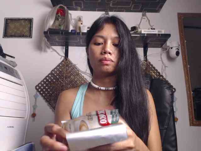 Junglewoman webcam