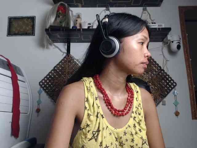 Junglewoman webcam