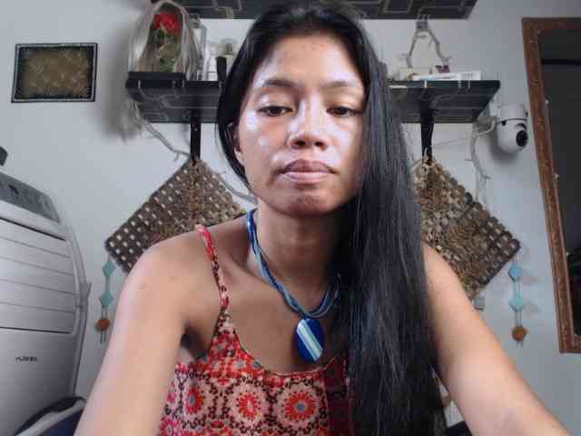 Junglewoman webcam
