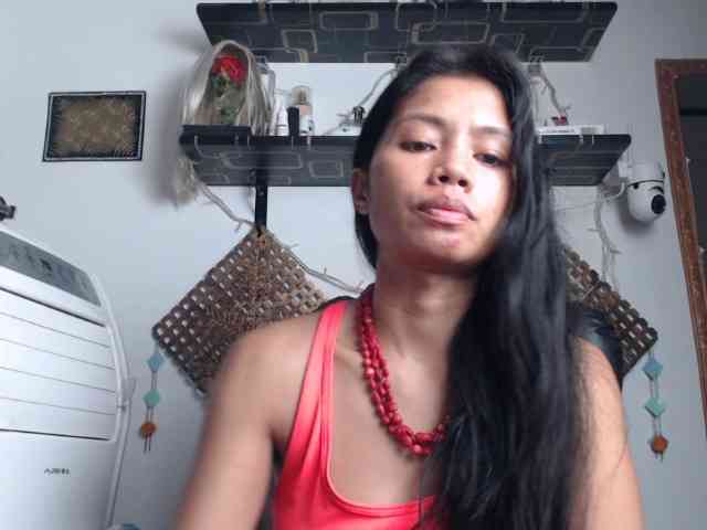 Junglewoman webcam