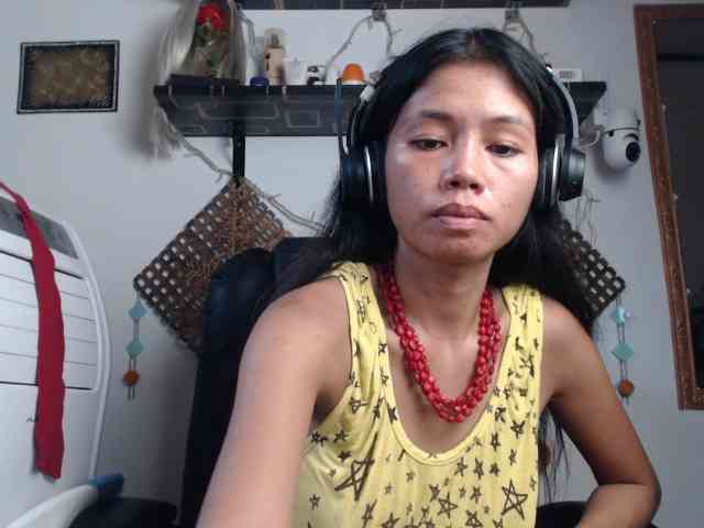 Junglewoman webcam