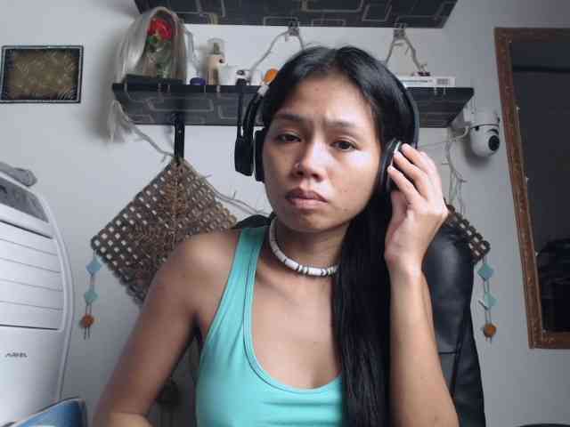 Junglewoman webcam
