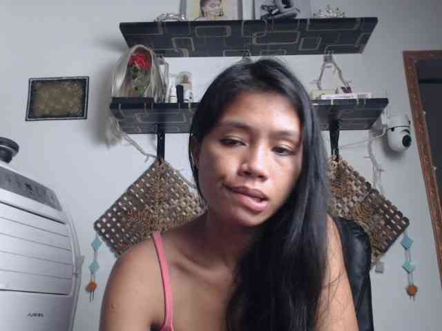 Junglewoman webcam