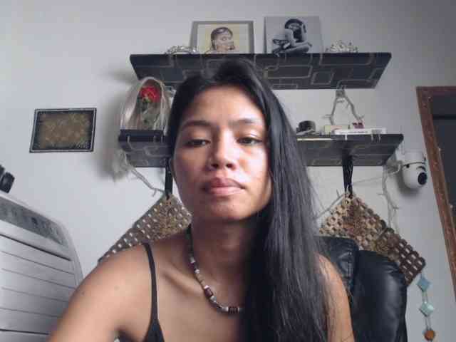 Junglewoman webcam