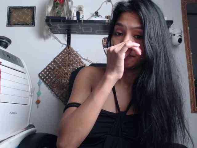 Junglewoman webcam