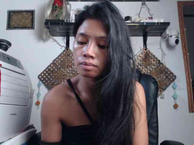 Junglewoman webcam
