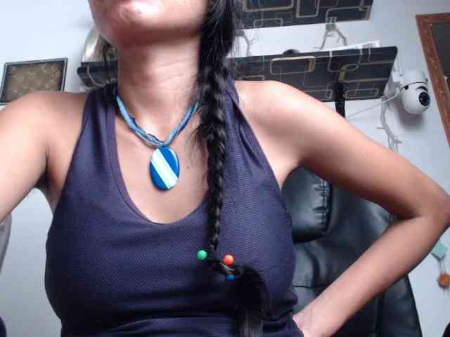 Junglewoman webcam