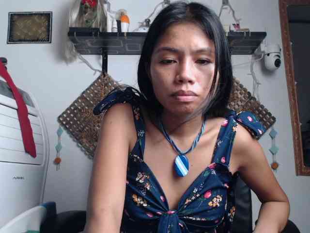 Junglewoman webcam