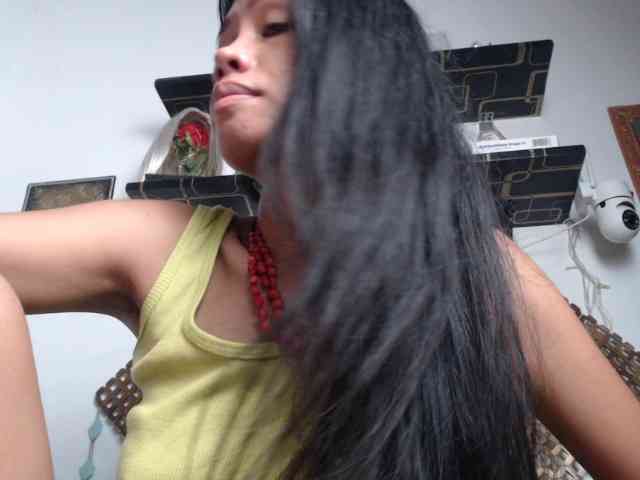 Junglewoman webcam
