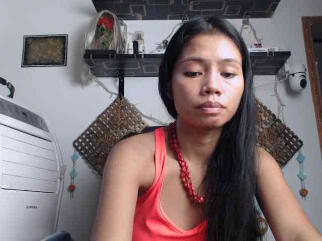 Junglewoman webcam