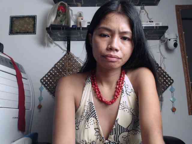 Junglewoman webcam